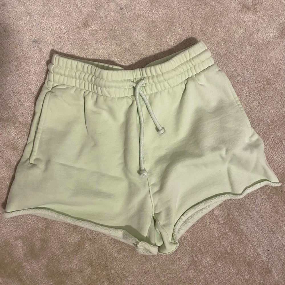 ARITZIA TNA BOYFRIEND shorts
